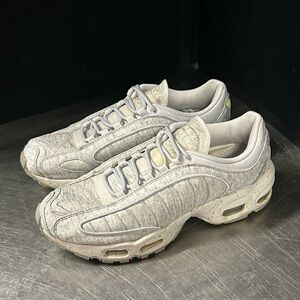 Nike Air Max Tailwind Size 9.5 Men